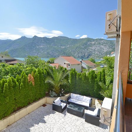 Apartments Villa Illyrik Risan Luaran gambar
