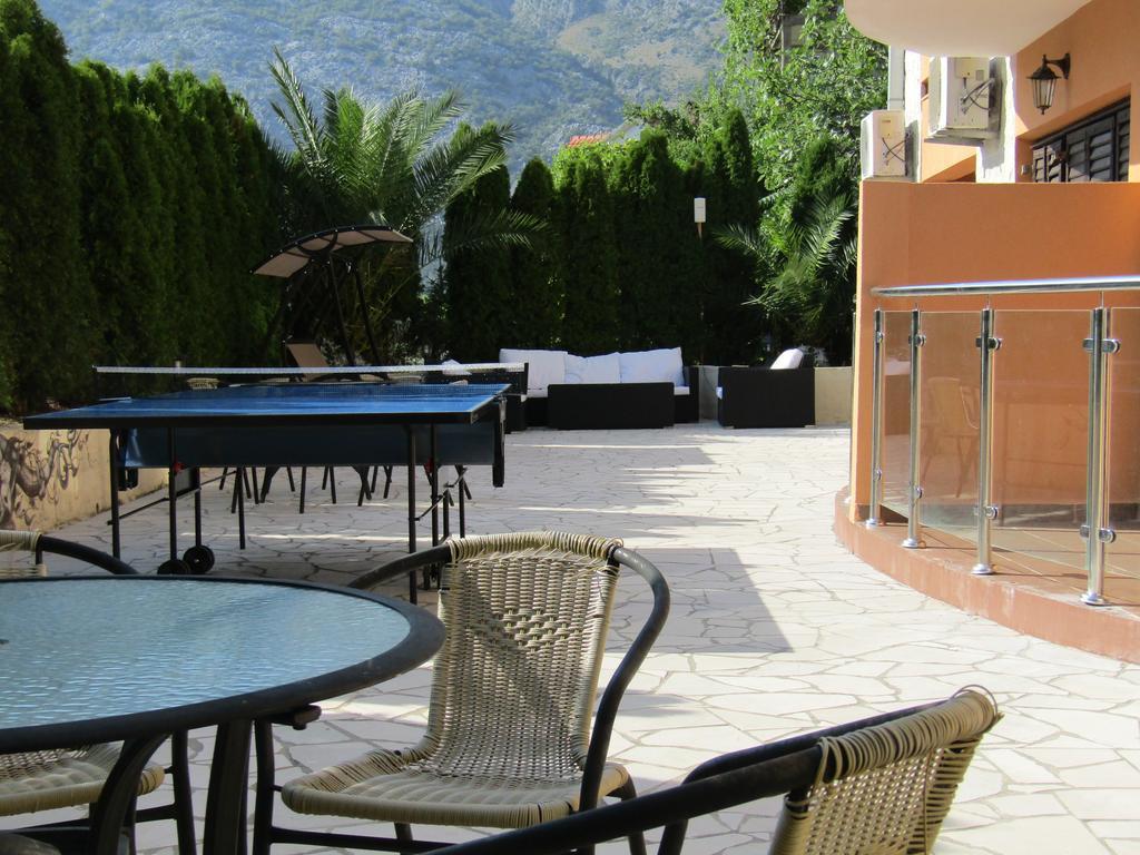 Apartments Villa Illyrik Risan Luaran gambar